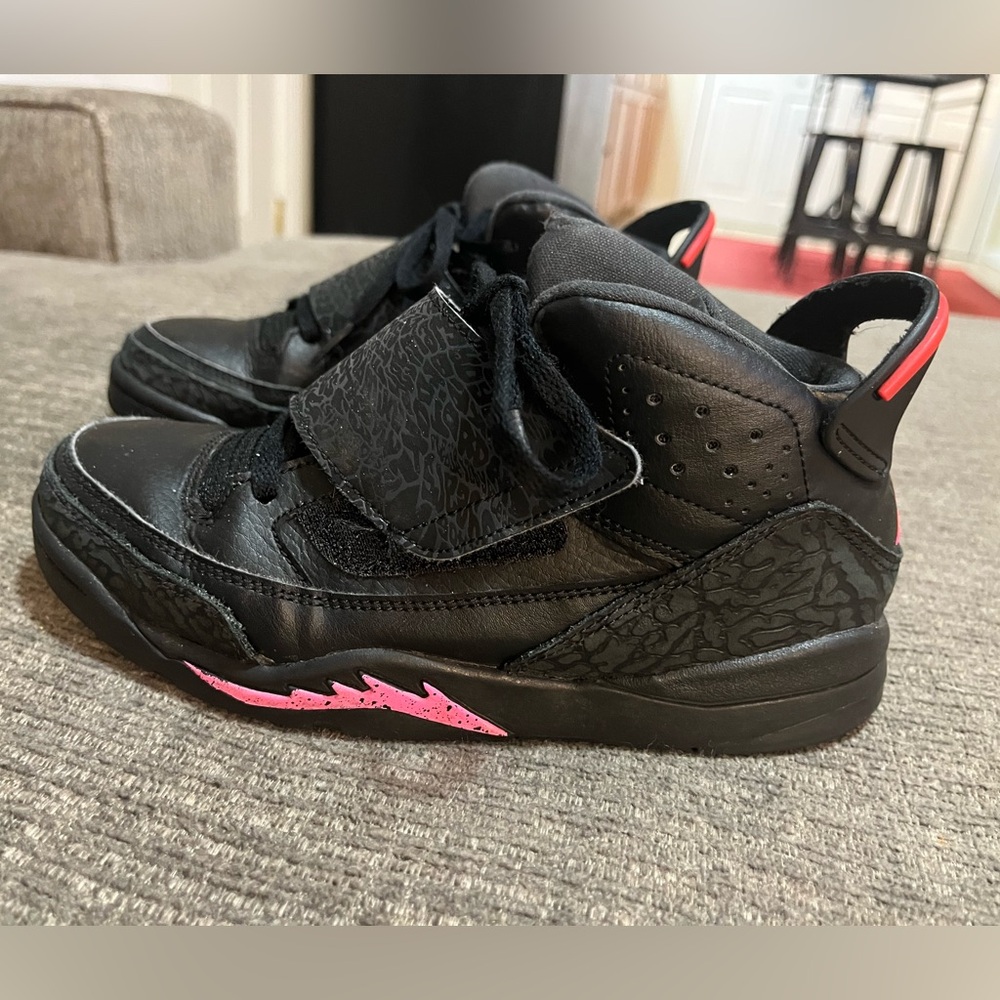 Air Jordan , black little girls size 3